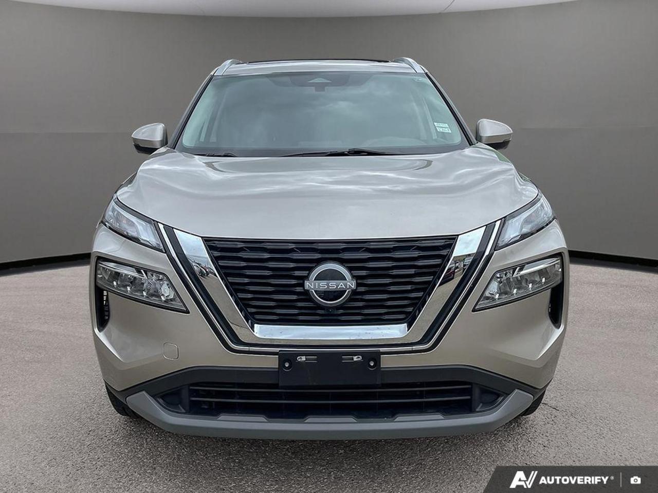 2023 Nissan Rogue SV Moonroof
