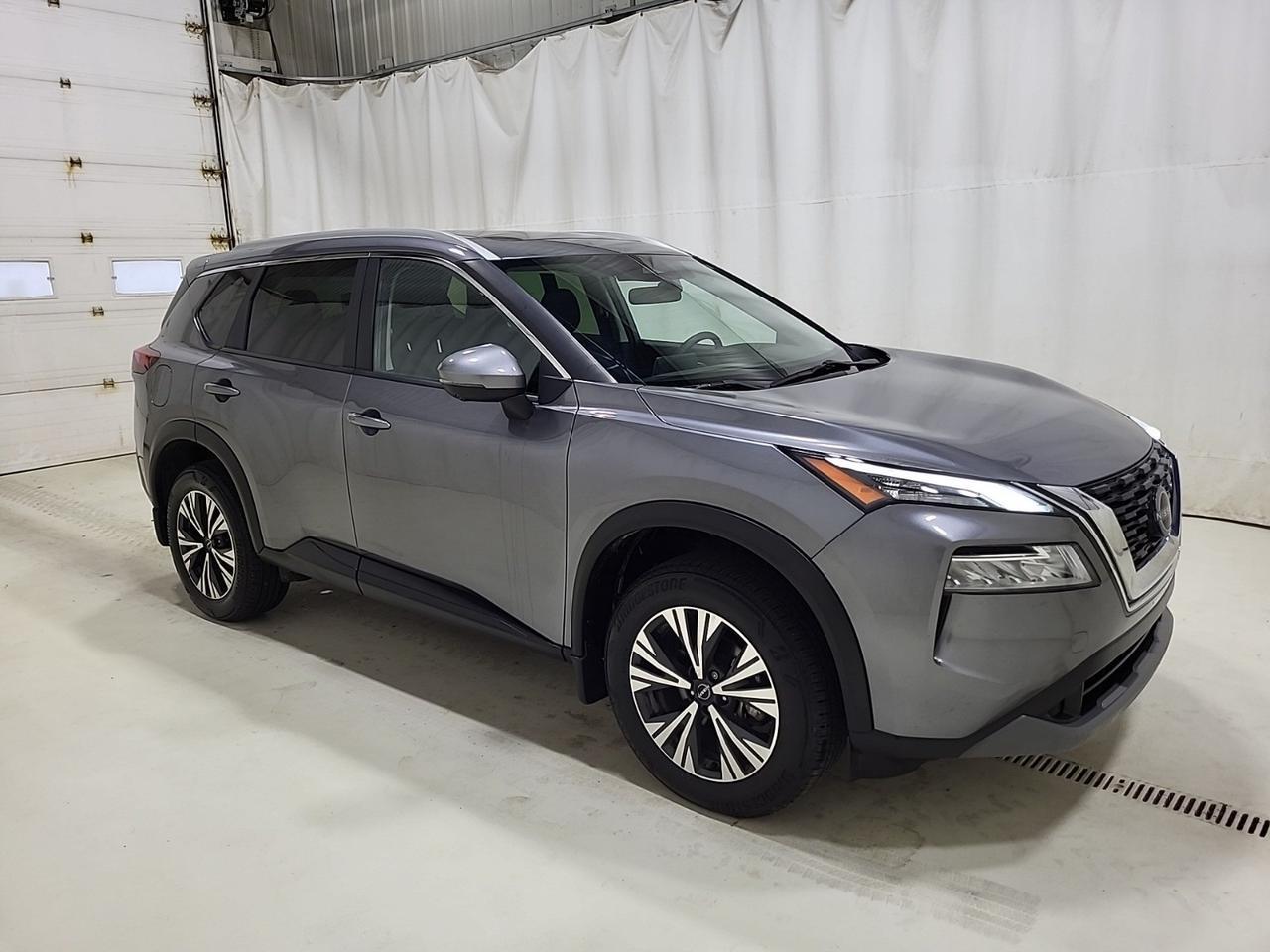 2023 Nissan Rogue SV Moonroof PANOROOF B.CAM B.SPOT PWR&HTDSEATS ONEWONER NOACCIDENT Toronto ON