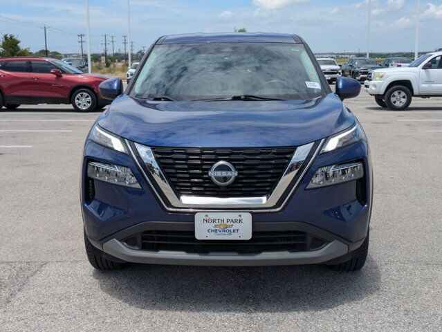 2023 Nissan Rogue SV Castroville TX
