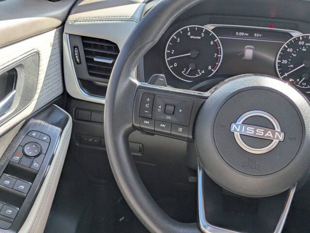 2023 Nissan Rogue SV Castroville TX