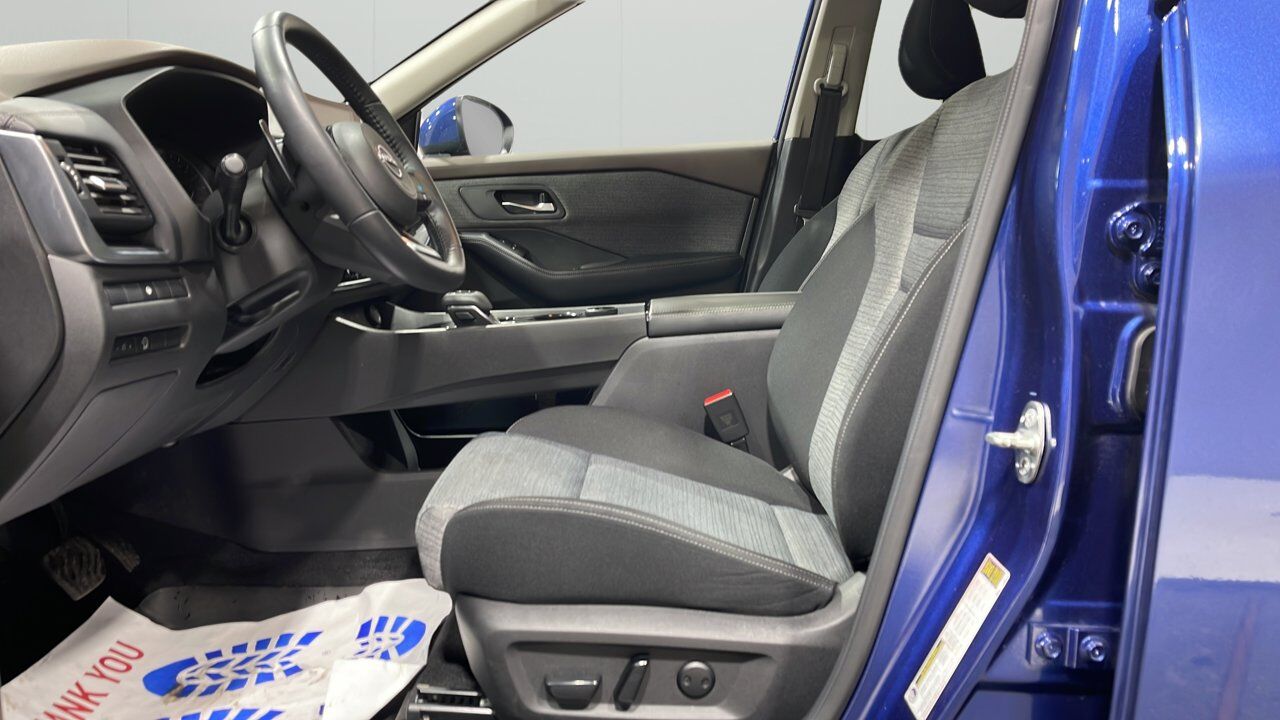 2023 Nissan Rogue SV Sherwood Park AB