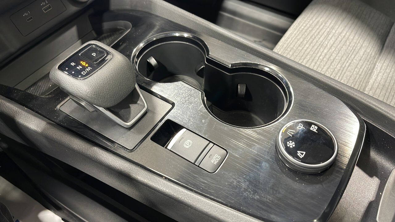 2023 Nissan Rogue SV Sherwood Park AB