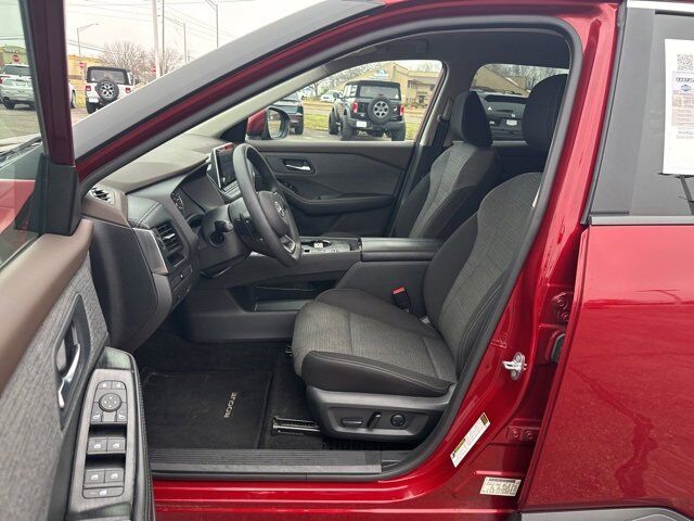 2023 Nissan Rogue SV Carbondale IL