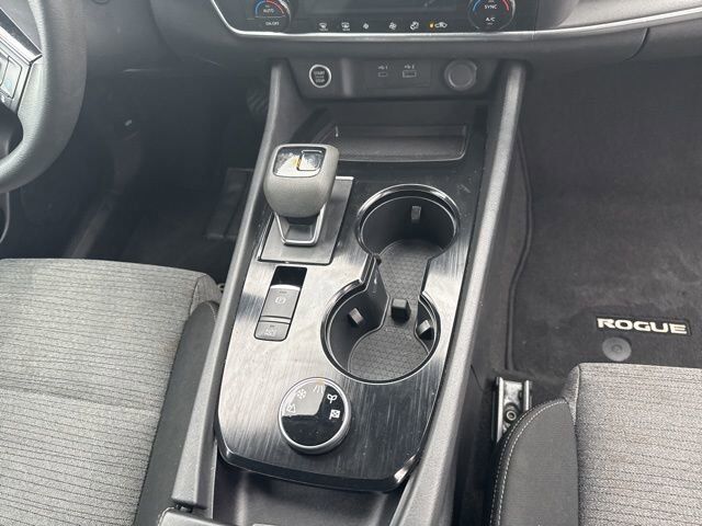 2023 Nissan Rogue SV Carbondale IL