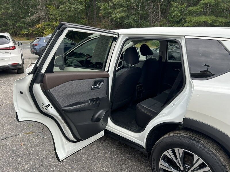 2023 Nissan Rogue SV Whitinsville MA