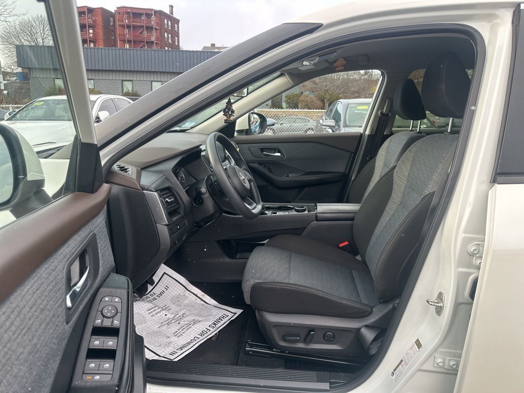 2023 Nissan Rogue SV Worcester MA