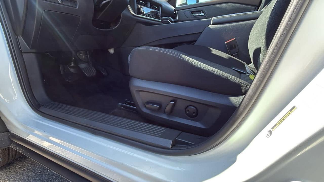 2023 Nissan Rogue SV Medford MA