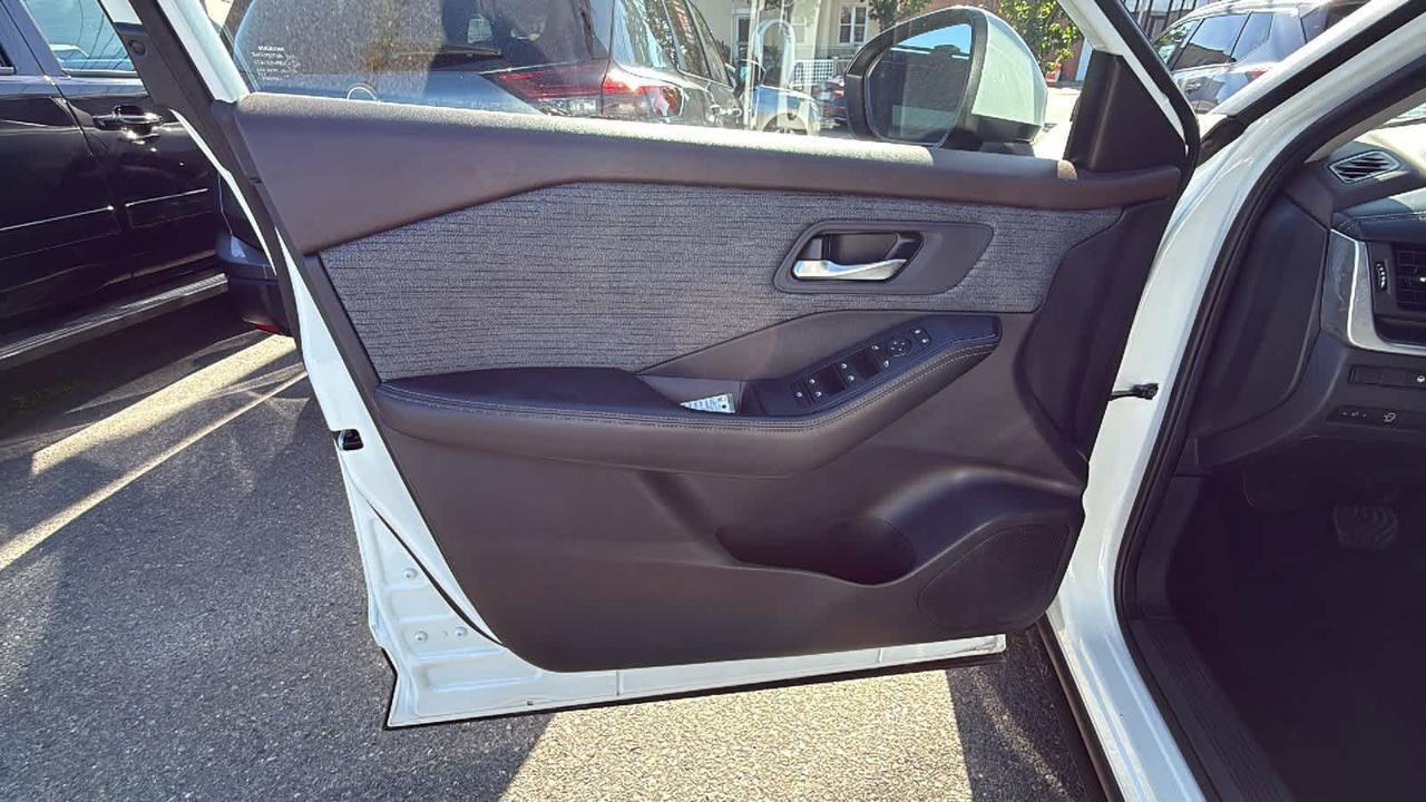 2023 Nissan Rogue SV Dartmouth MA