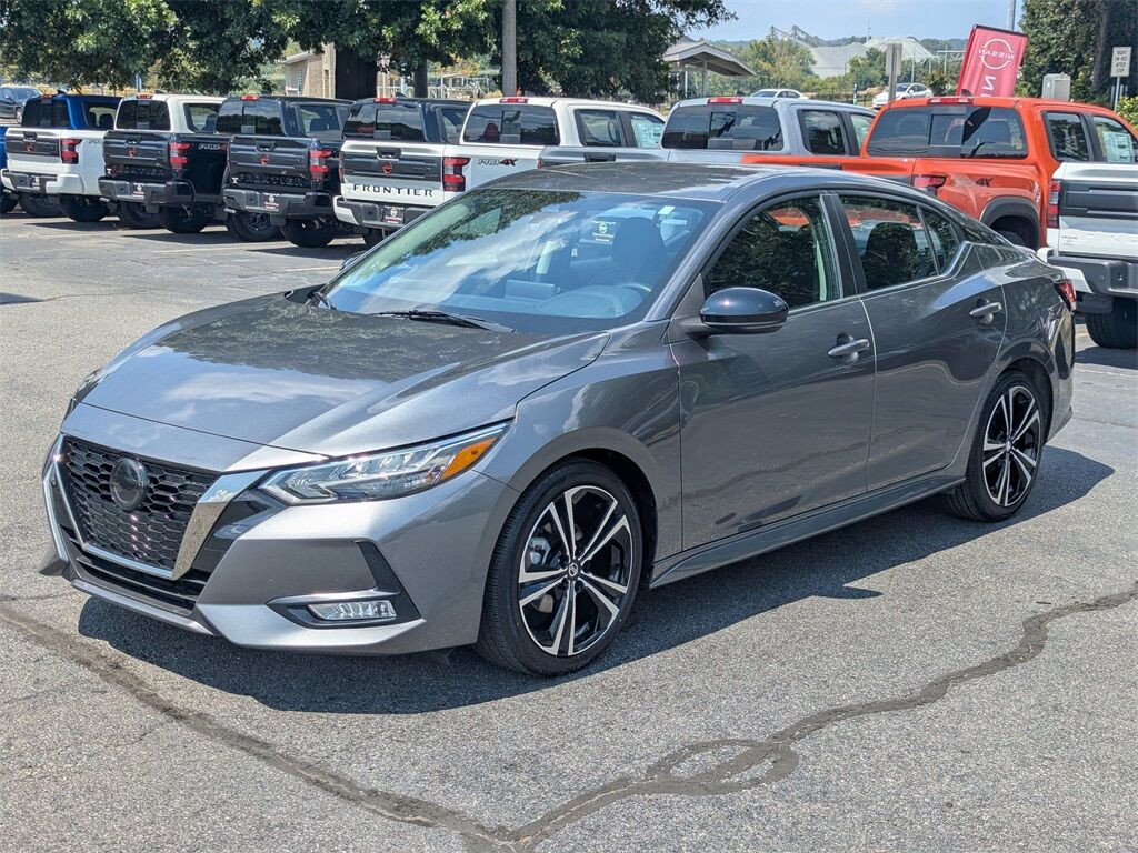 2023 Nissan Sentra SR photo 4