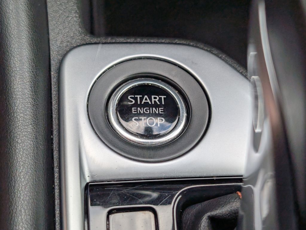 2023 Nissan Sentra SR Hunt Valley MD