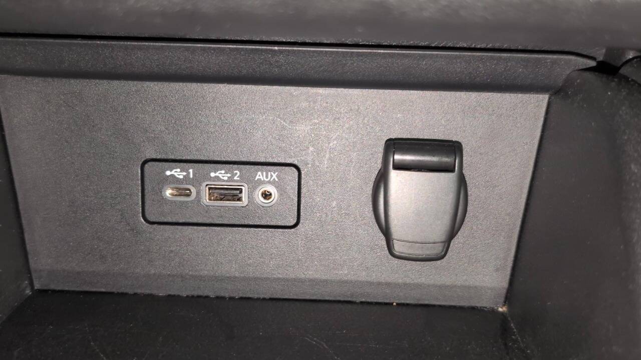 2023 Nissan Sentra SV 4dr Sedan Chesterfield MI