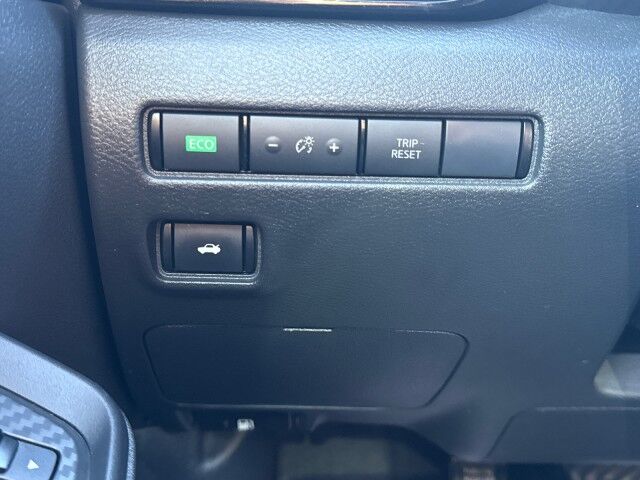 2023 Nissan Sentra SV Whitecourt AB