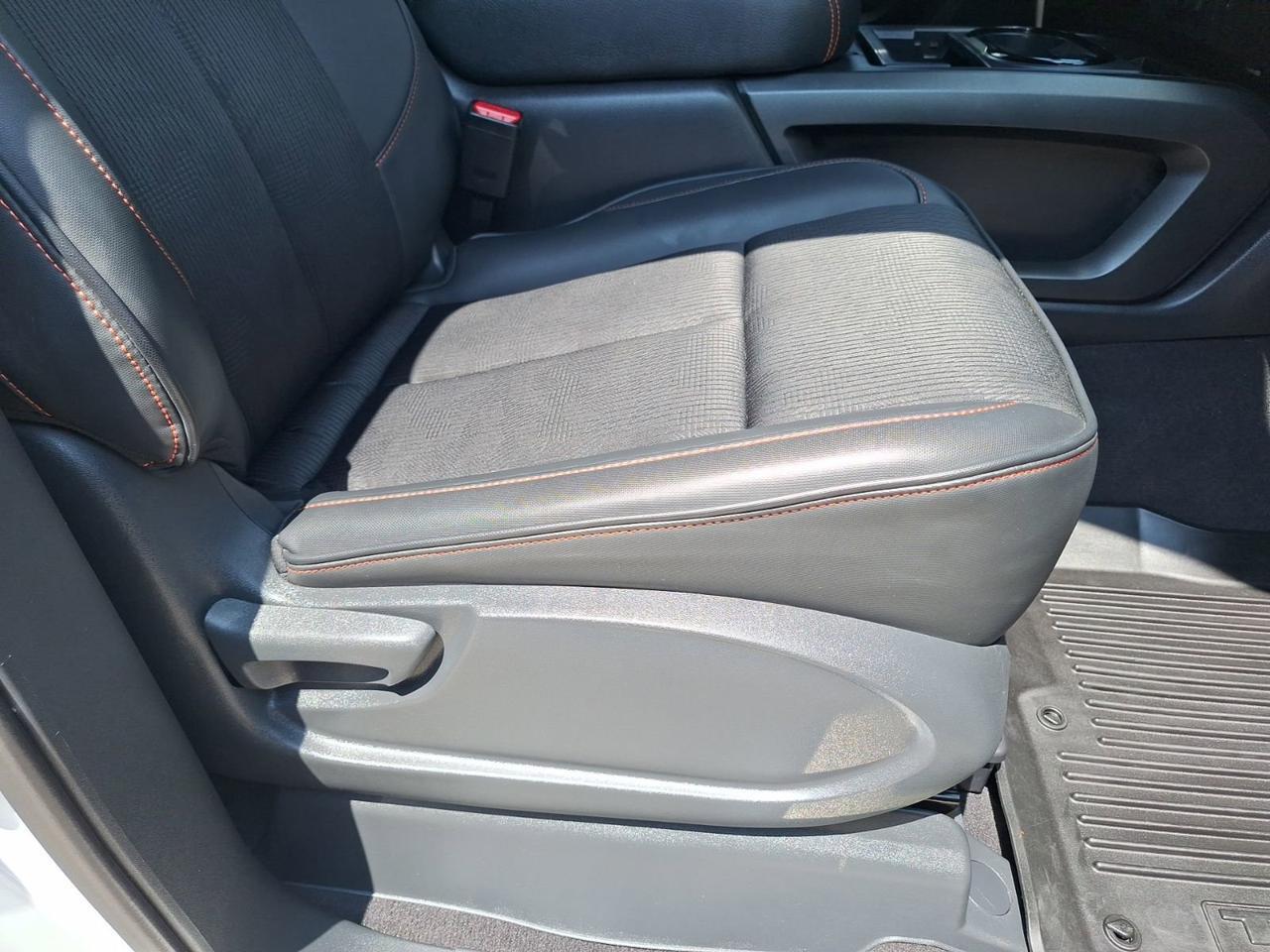 2023 Nissan Titan PRO-4X Hurst TX