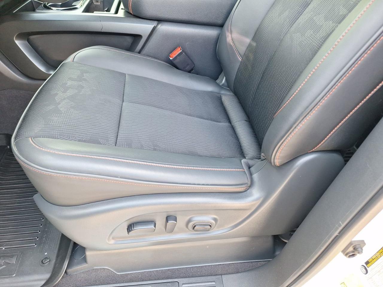 2023 Nissan Titan PRO-4X Hurst TX