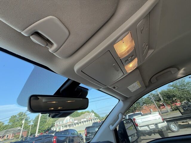 2023 Nissan Titan XD SV Crestwood KY