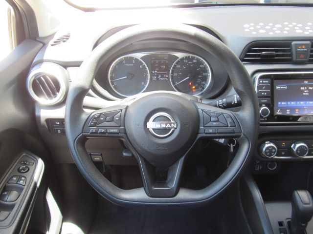 2023 Nissan Versa 1.6 S Xtronic CVT Plano TX