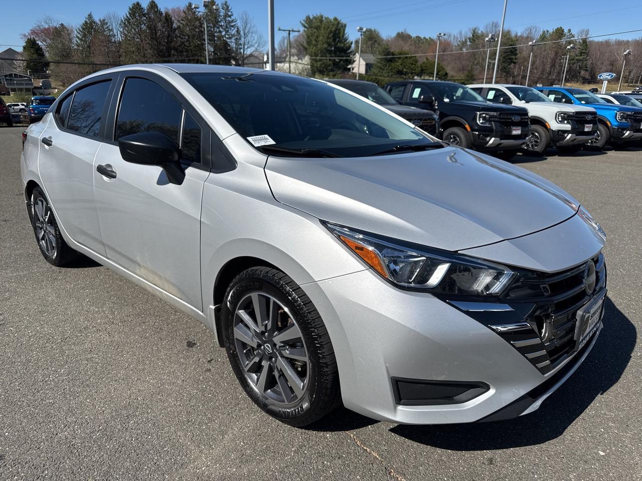 2023 Nissan Versa 1.6 S