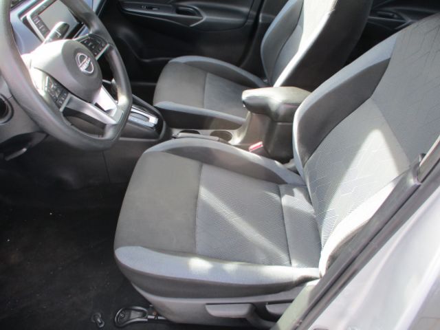 2023 Nissan Versa 1.6 SV Xtronic CVT Florence KY