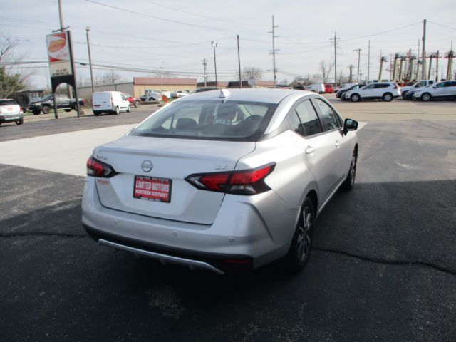 2023 Nissan Versa 1.6 SV Xtronic CVT Florence KY