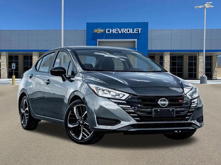 2023 Nissan Versa SR Inglewood  CA