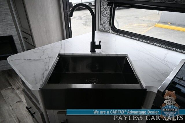 2023 No Make Coleman Dutchmen 2935BH Anchorage AK