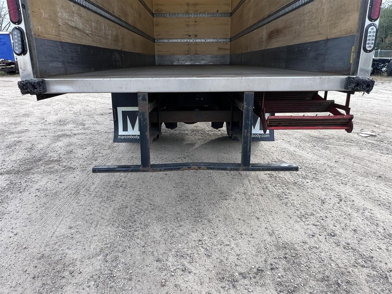 2023 Peterbilt 337 - image 5