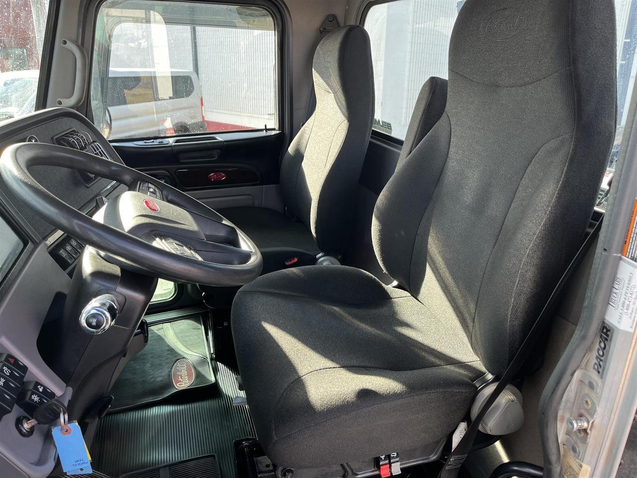 2023 Peterbilt 389 Rochester MN