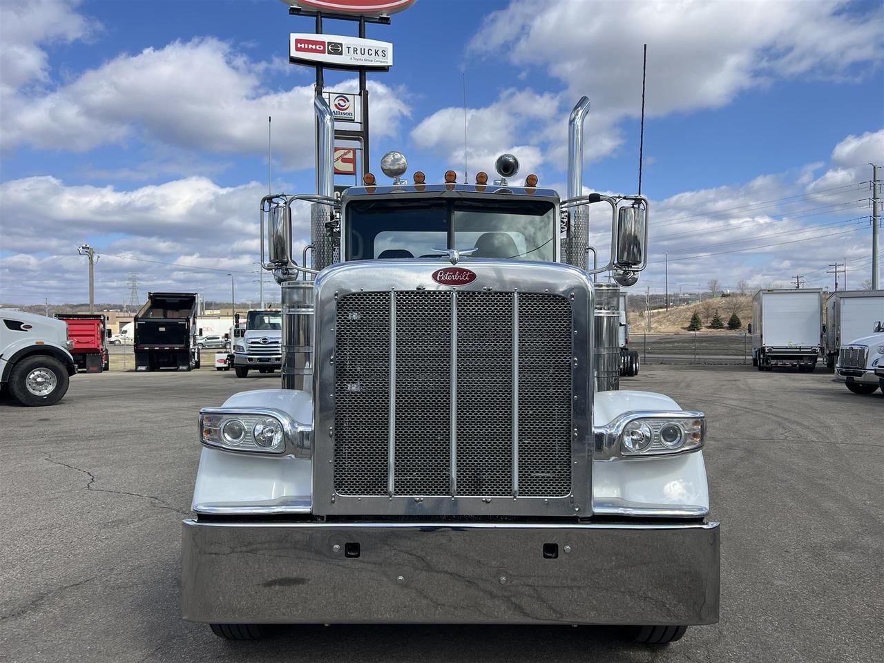 2023 Peterbilt 389 Non-Sleeper