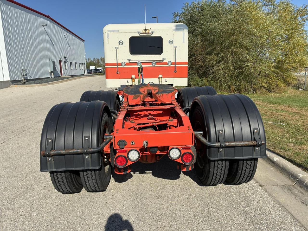 2023 Peterbilt 389 Sleeper