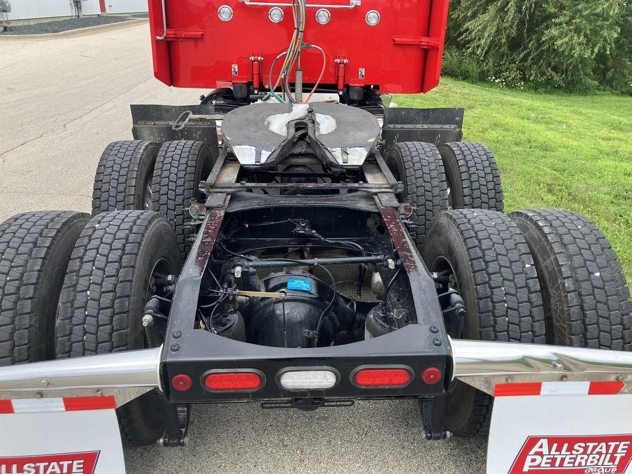 2023 Peterbilt 389 58" Mid Eau Claire WI