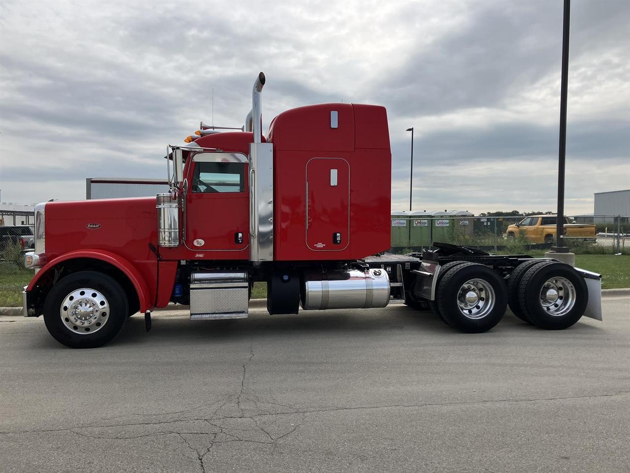 2023 Peterbilt 389 58&quot; Mid Roof Rochester MN