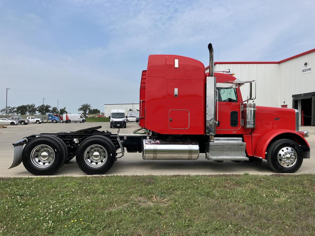 2023 Peterbilt 389 58&quot; Mid Roof Rochester MN