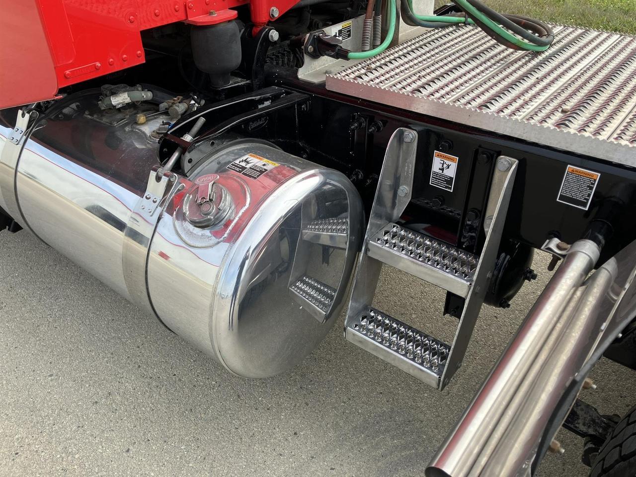 2023 Peterbilt 389 58&quot; Mid Roof Rochester MN