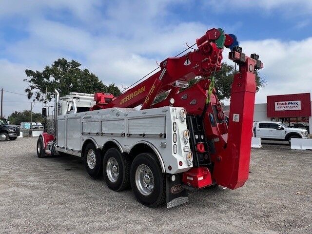 2023 Peterbilt 389 Jerr-Dan 60 Ton Independent Wrecker Truck Miami FL