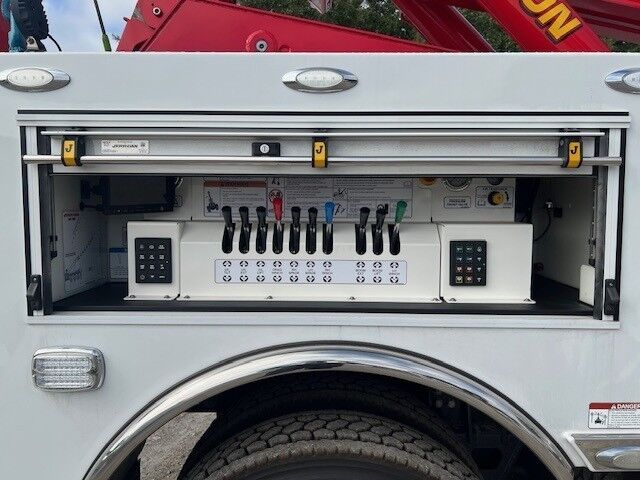 2023 Peterbilt 389 Jerr-Dan 60 Ton Independent Wrecker Truck Miami FL