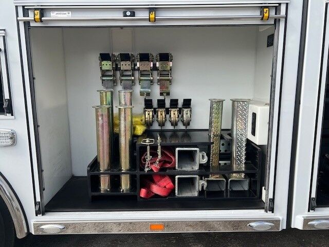 2023 Peterbilt 389 Jerr-Dan 60 Ton Independent Wrecker Truck Miami FL