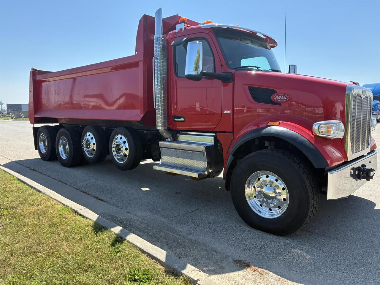 2023 Peterbilt 567 Dump Truck