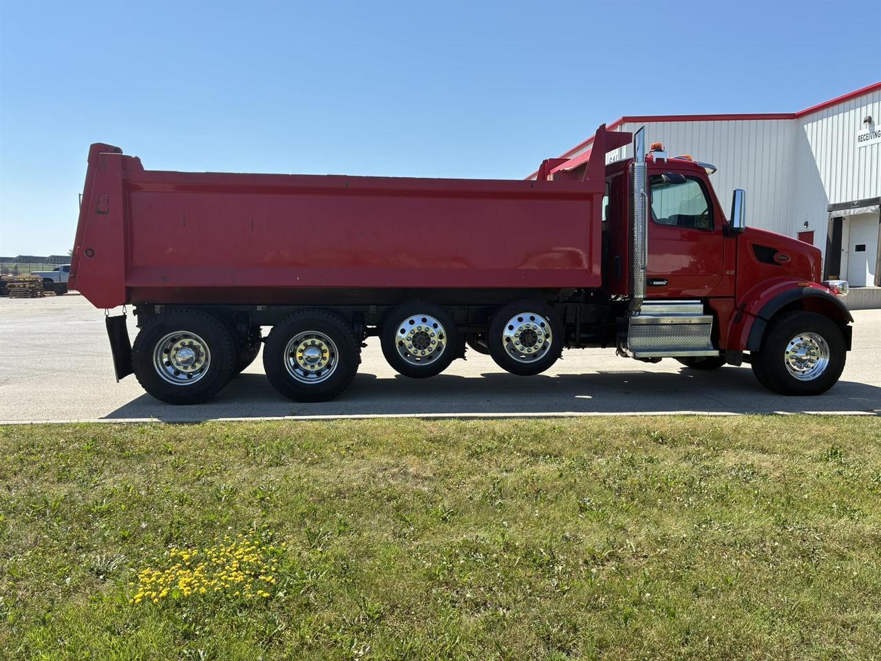 2023 Peterbilt 567 Rochester MN