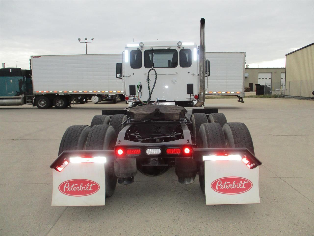 2023 Peterbilt 567 Rochester MN