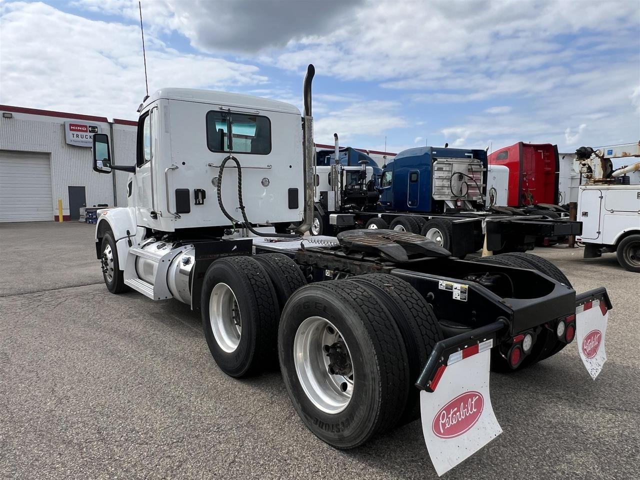 2023 Peterbilt 567 Rochester MN