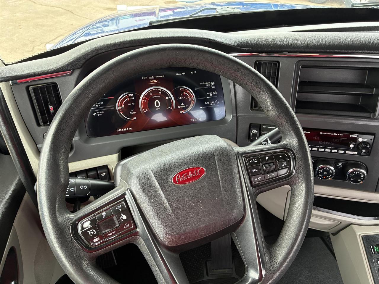 2023 Peterbilt 567 Rochester MN