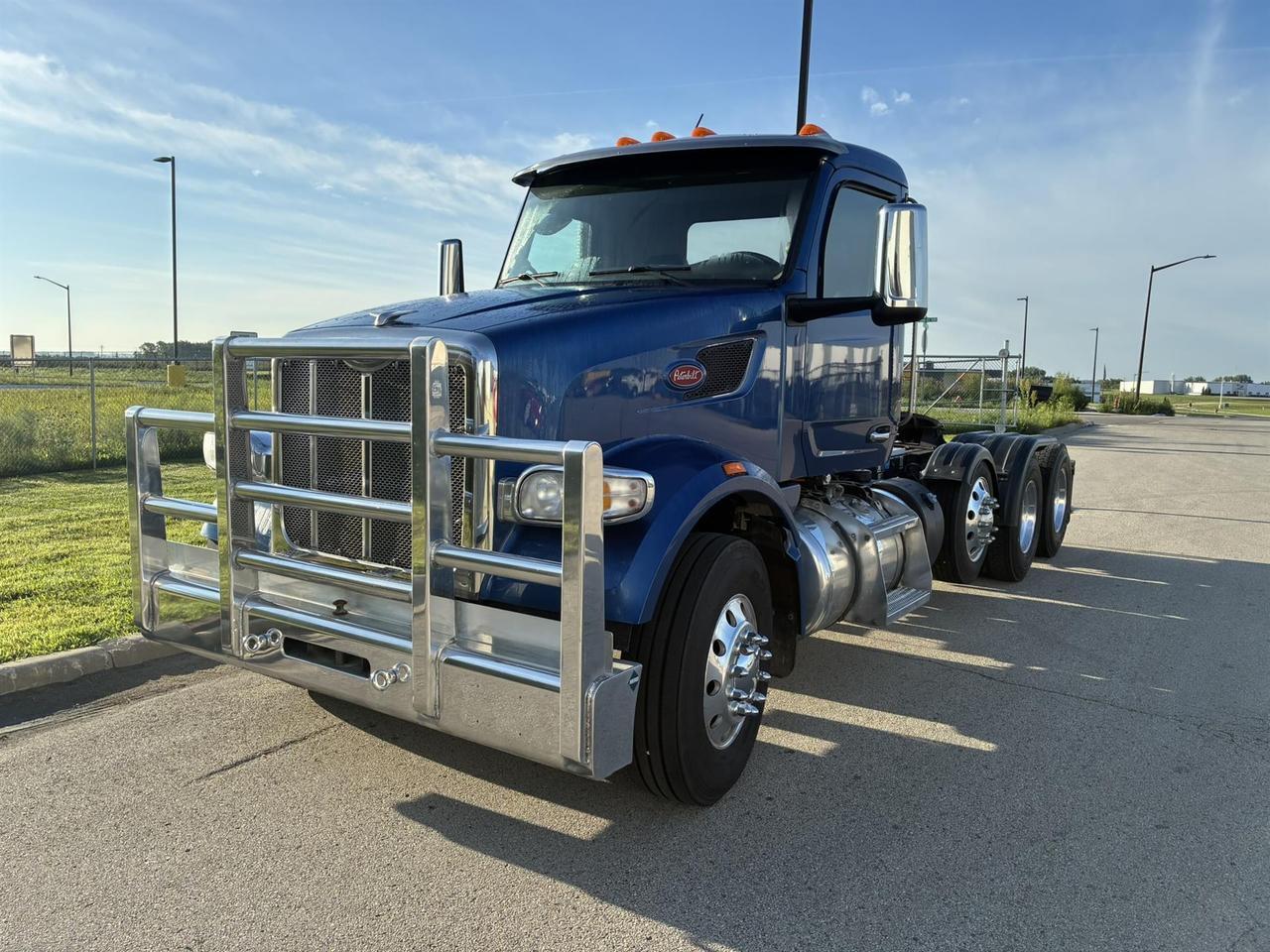 2023 Peterbilt 567 Non-Sleeper