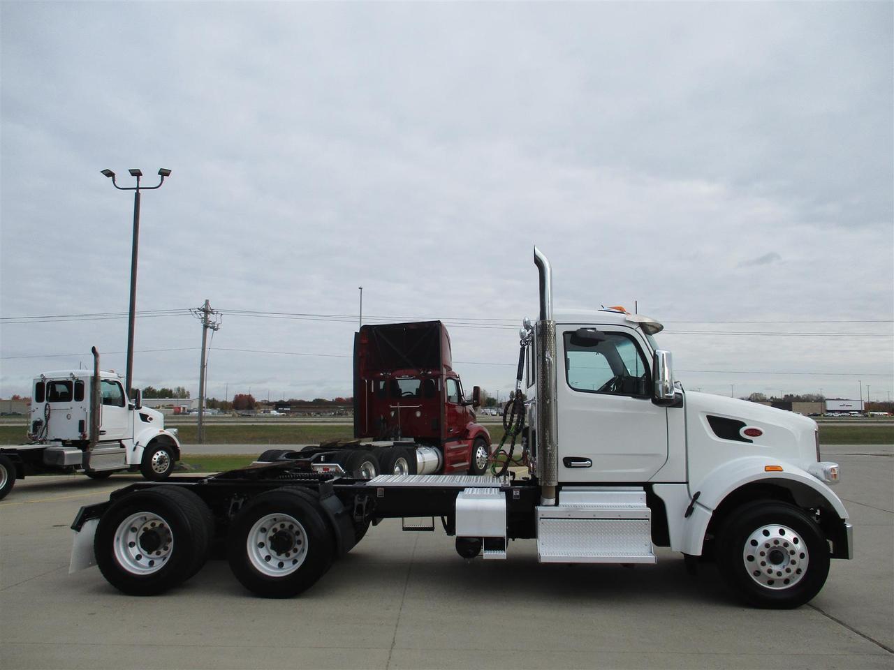 2023 Peterbilt 567 Fargo ND