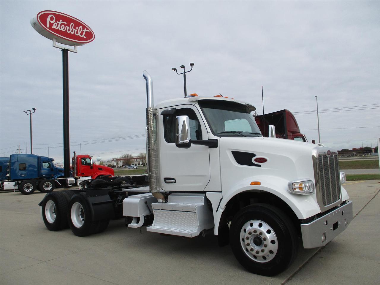 2023 Peterbilt 567