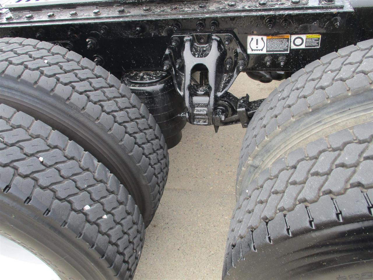 2023 Peterbilt 567 Fargo ND