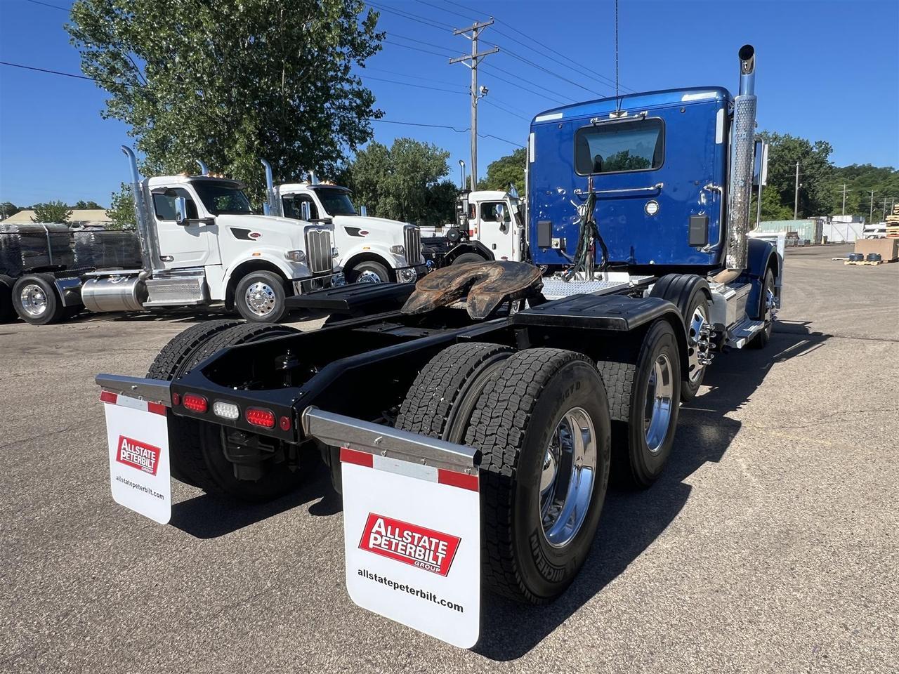 2023 Peterbilt 567 Fargo ND
