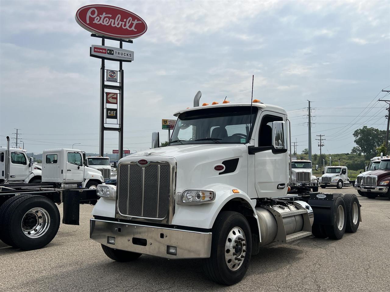 2023 Peterbilt 567 South St. Paul MN
