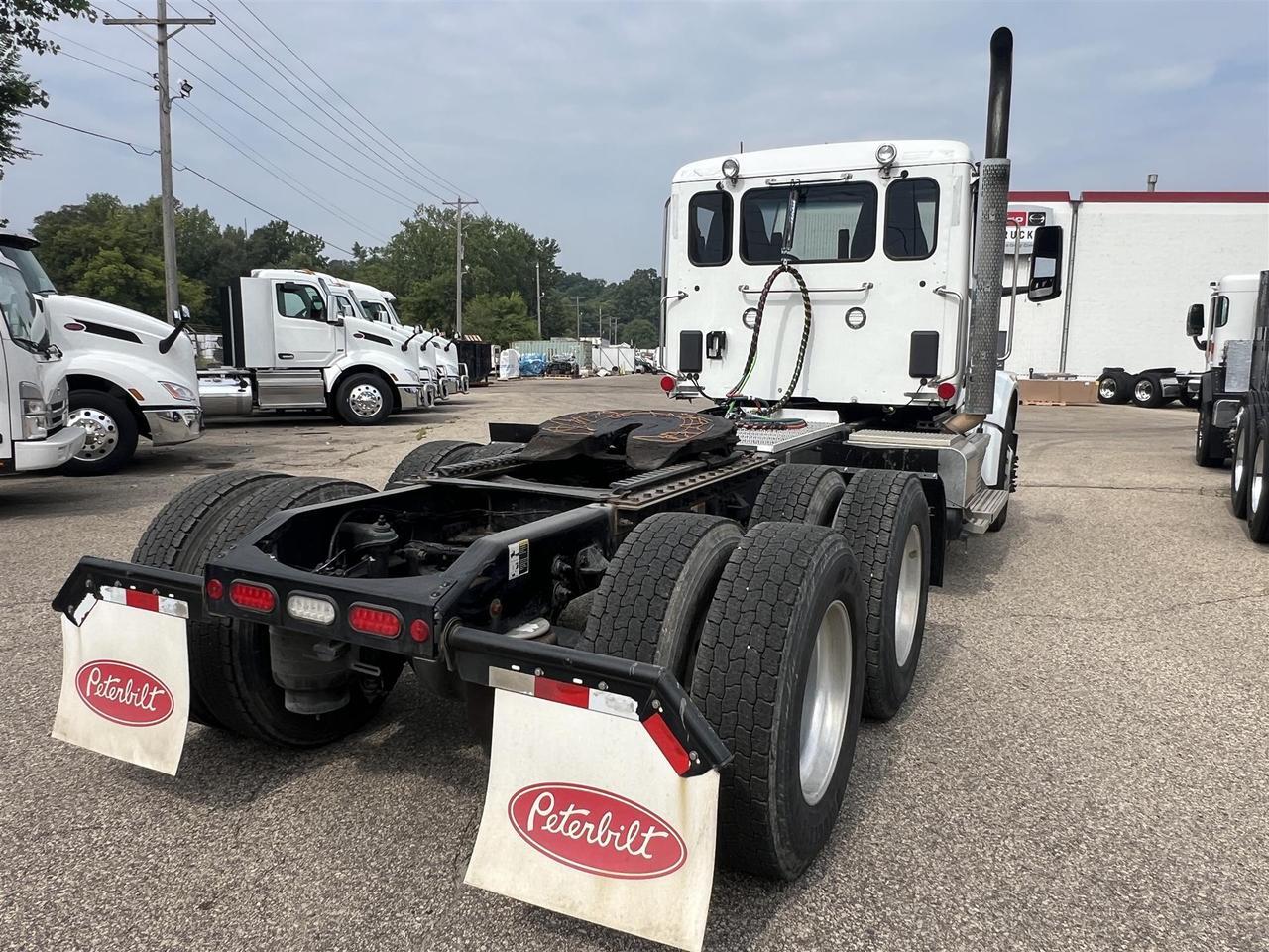 2023 Peterbilt 567 South St. Paul MN