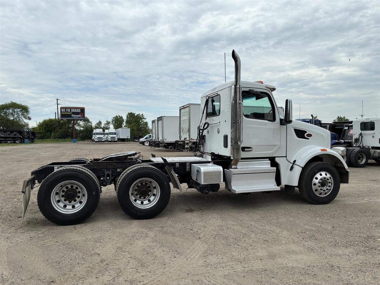 2023 Peterbilt 567 South St. Paul MN