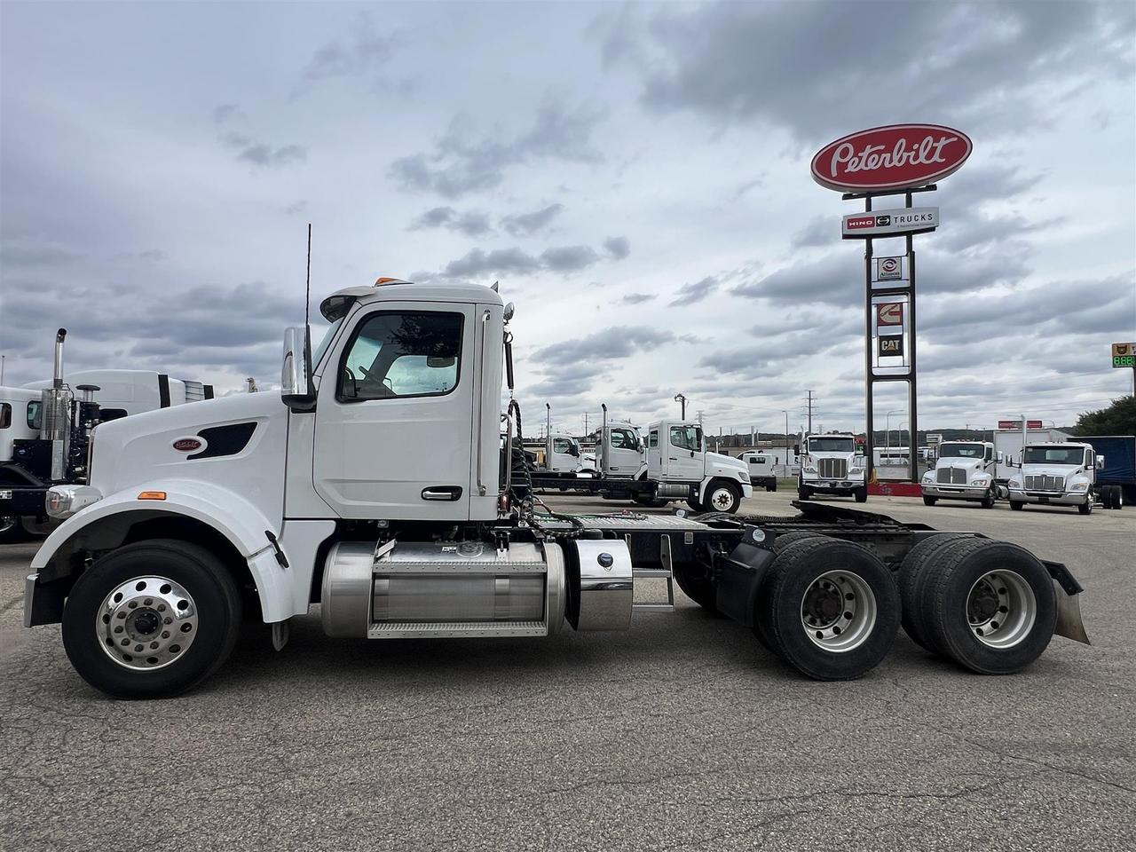 2023 Peterbilt 567 South St. Paul MN